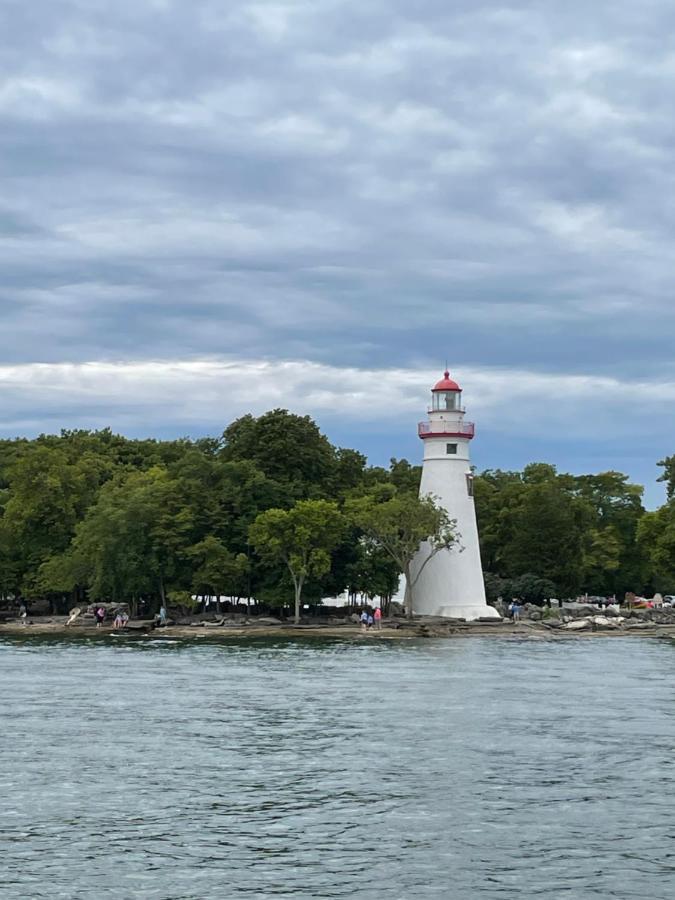 Lake Point Motel Marblehead Esterno foto