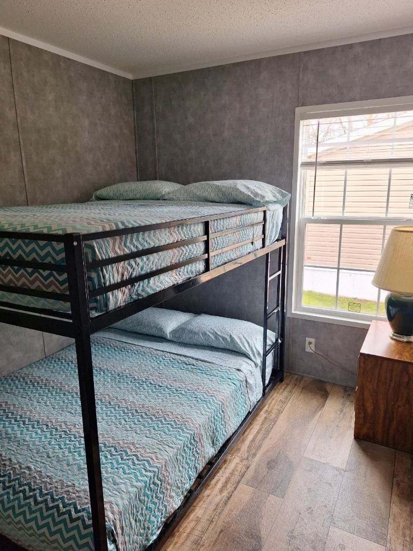 Lake Point Motel Marblehead Esterno foto